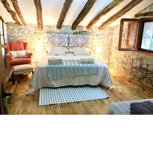 Casa Rural de S XIX con encanto en el valle perdido de Olba