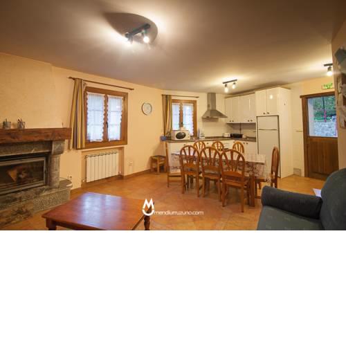 Casa Rural Eleizondo Haundia