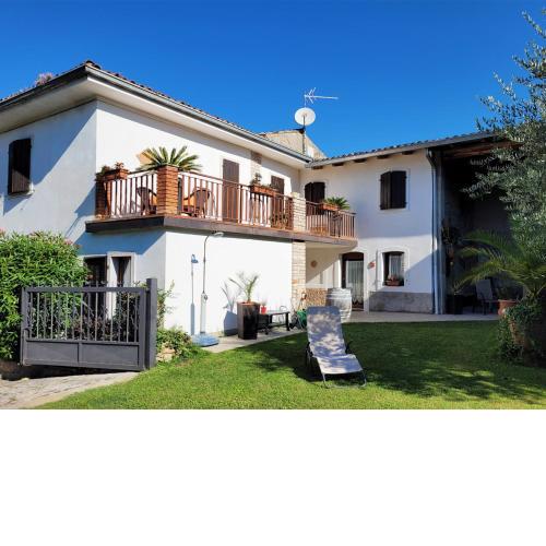 Casa Rustica con giardino