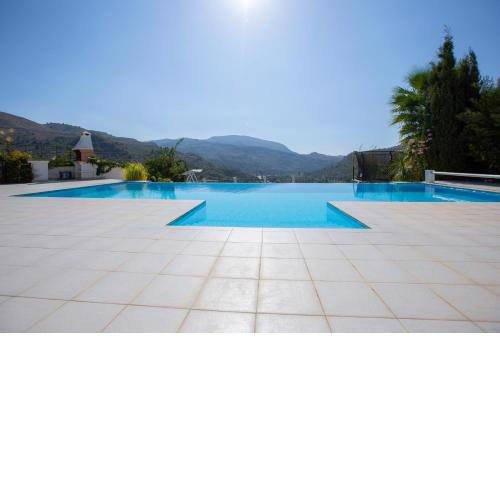 Casa Sierra, A Stunning Spanish Rural Retreat