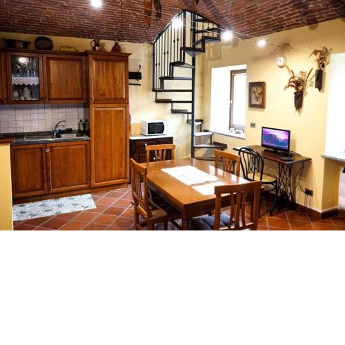 Casa singola ad Andonno, vista Castello