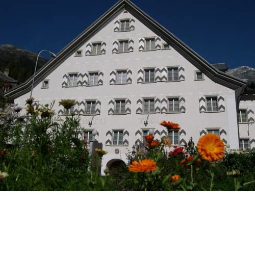 Casa Tödi Restaurant Hotel