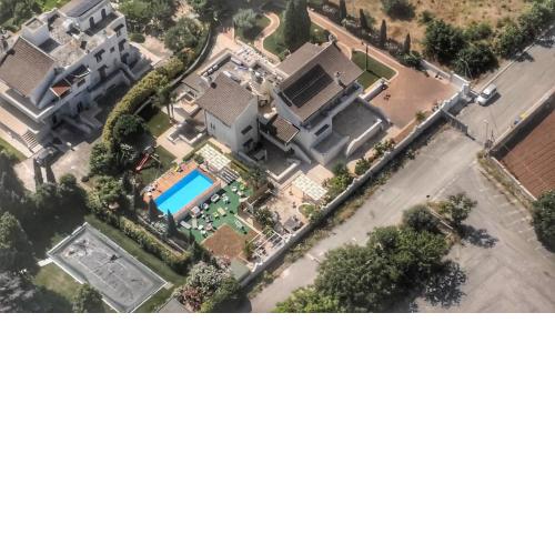 Casa Torre di Specchio con Piscina