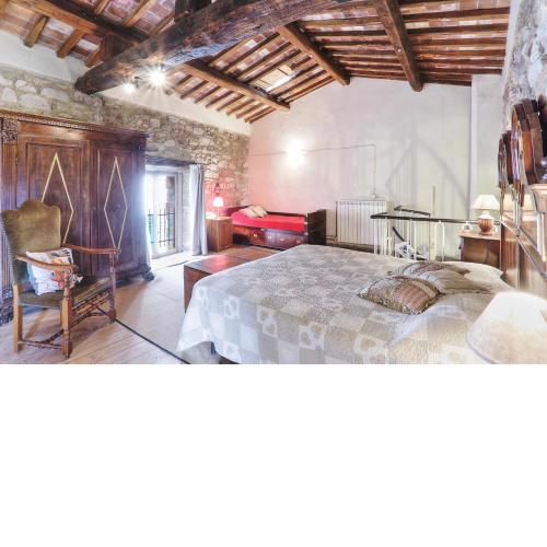 Casa Torre Sinibaldi a Montieri