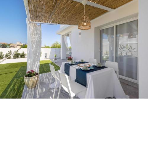 CASA UN TOCCO DI BLU A 300 mt dal mare