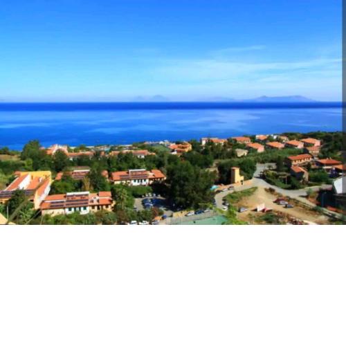 Casa Vacanza con Giardino e Terrazzo vicino al Mare