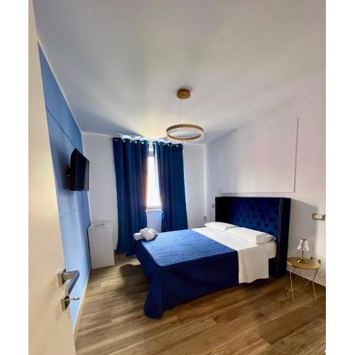 Casa Vacanze Maddalena - Palazzetto sul Lago - Diamante Blu