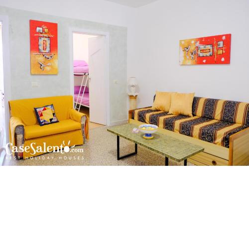 Casa vicina mare e servizi in bella localita' m129