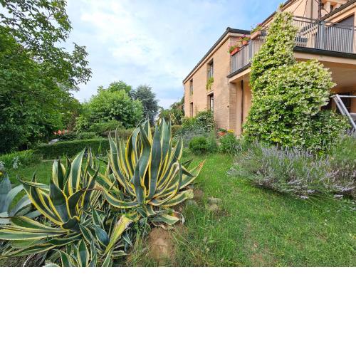 Casa VINCENZO 130 mq con 2 Bagni ed ingresso esclusivo dal giardino
