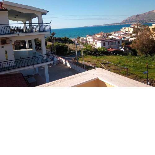 Casa Viola - Due appartamenti a 100 metri dal mare