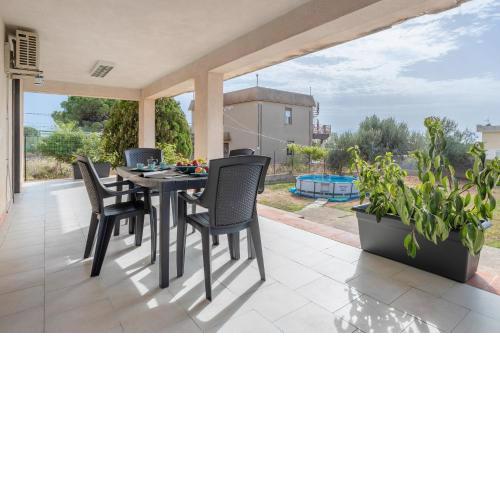 Casa vista mare tra gli ulivi