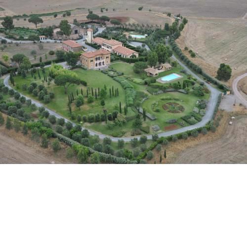 Casale DI Tormaggiore Villa And Country Suites