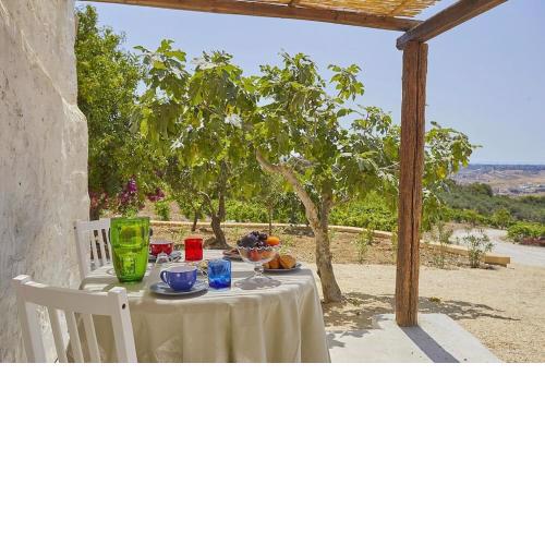 Casale Monte Kronio by Wonderful Italy
