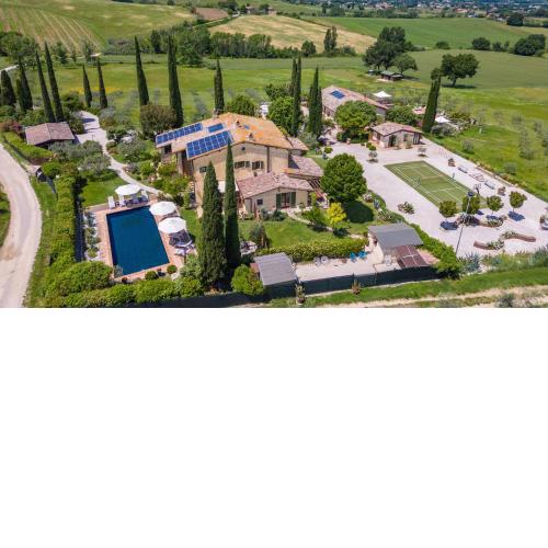 CASALE SANTA LUCIA 8&2, Emma Villas