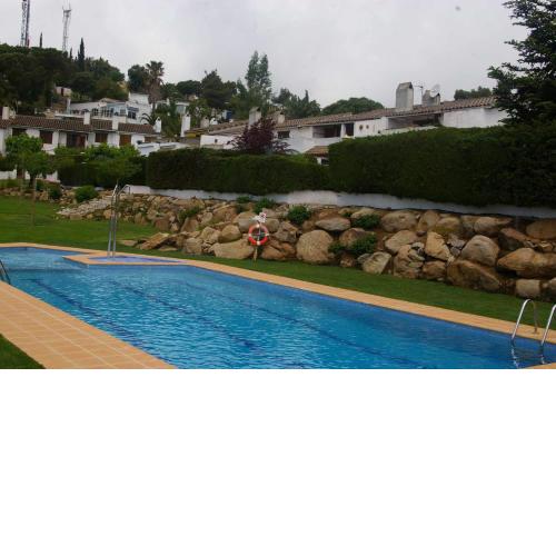 Casas Blanca 14 junto a piscina en playa privada Santa María de Llorell