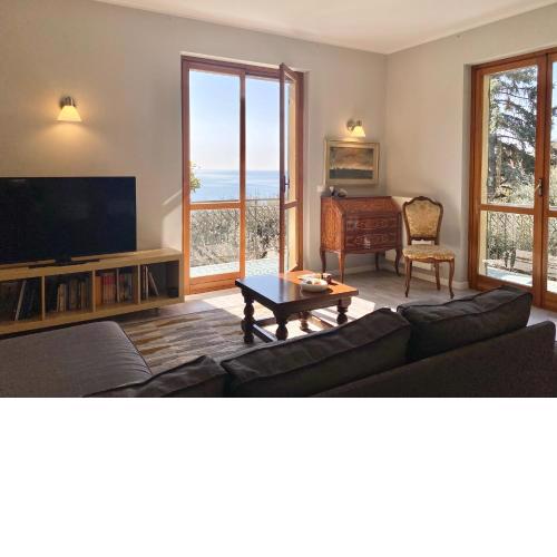 CasaViva Seaview Apt with Garden