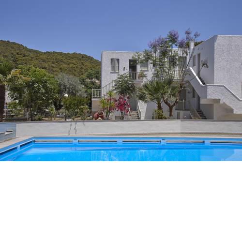 Cascade Holiday Resort