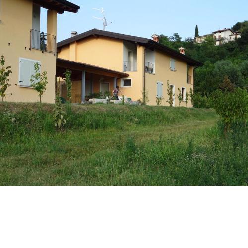CASCINA LEGNAGO near Garda lake - trilocale