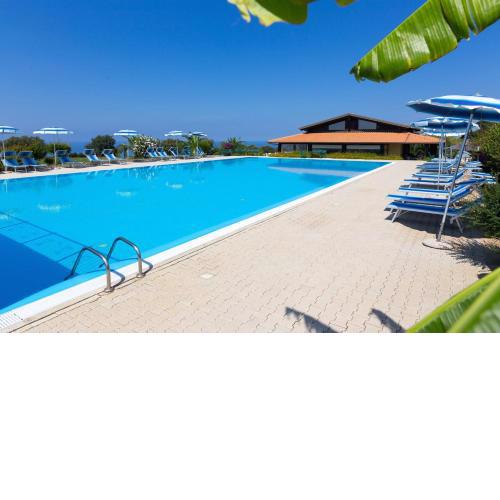 Case in agriresidence con piscina e vista mare