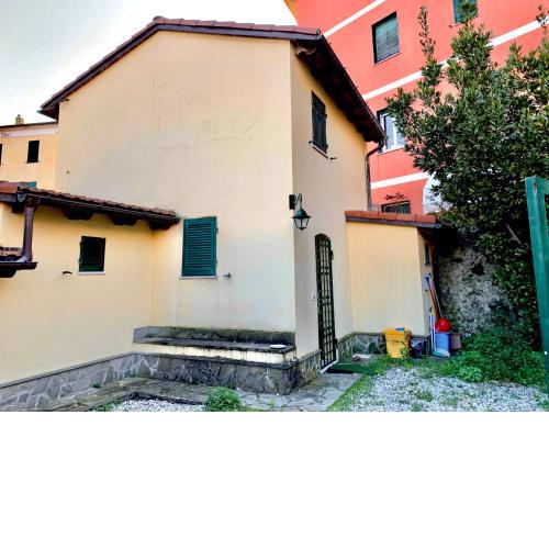 Casetta indipendente vicino al mare