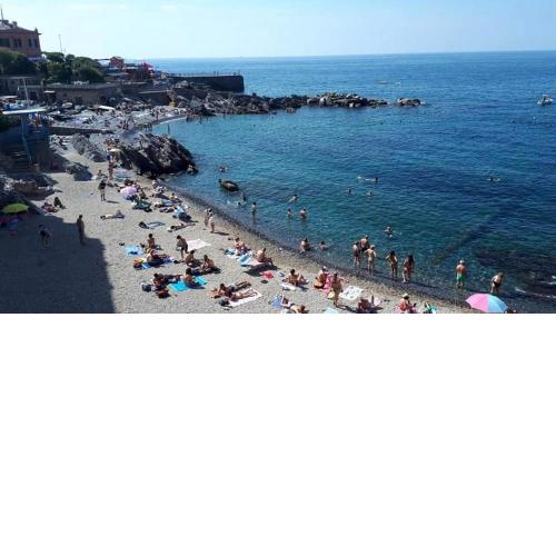 casetta sopra il mare