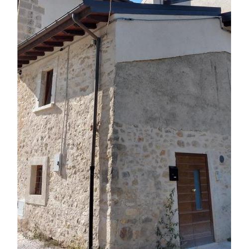 Casetta Tipica in Borgo, indipendente, ristrutturata