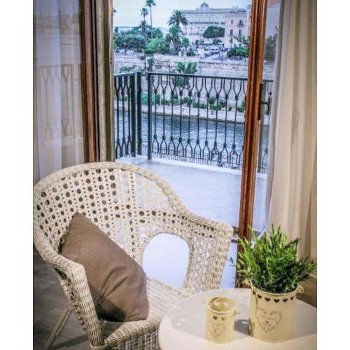Castello Aragonese Suites
