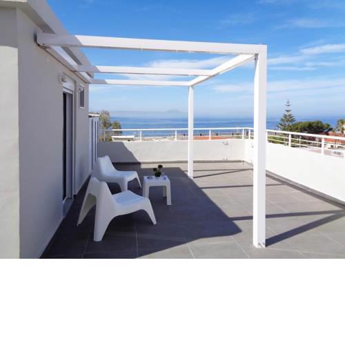 Castle & Sea View Apt