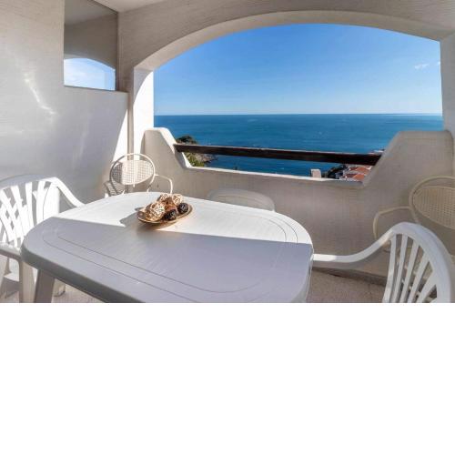 CAU DEL LLOP 76 apartamento con piscina comunitaria