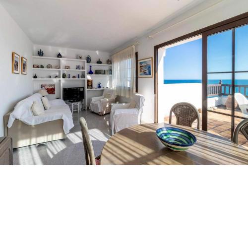 CAU DEL LLOP 77 Ático con fantástica terraza y vistas