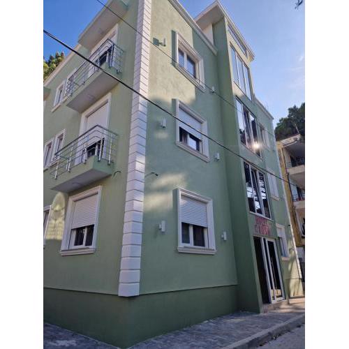 Caushi apartments