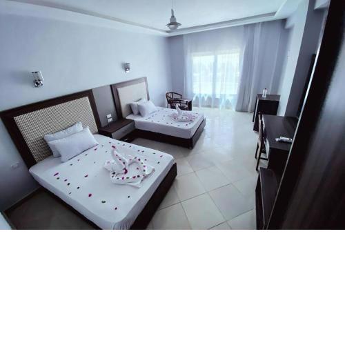 Cecelia Beach Chalet