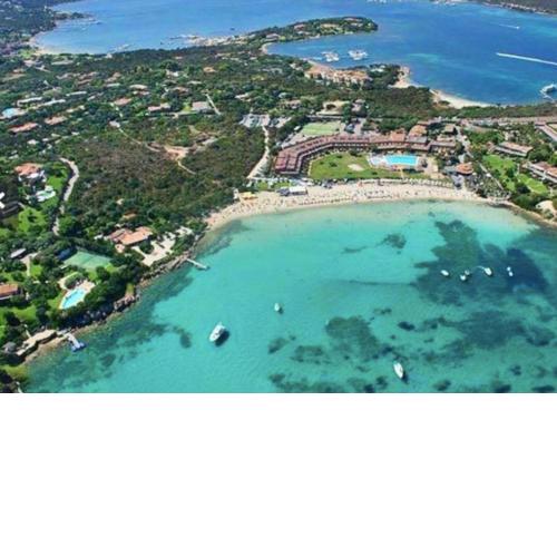 CELESTE Central Apartment in Porto Rotondo with private parking