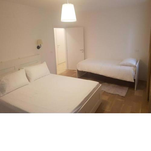 Center, 15 minutes from Venice, Parking Miranese