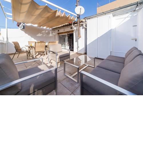CENTER-2BR, 2BA-ATTIC-TERRACE,VIEW, WI-FI, A/C