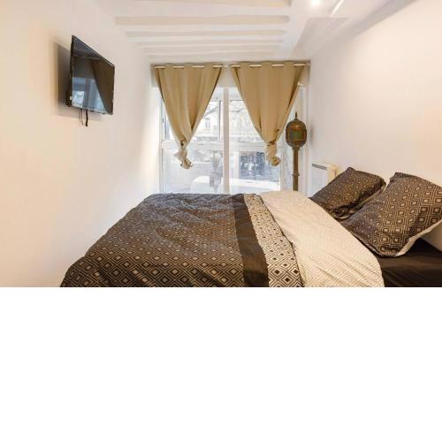 Center 3 bedrooms living fully equipped