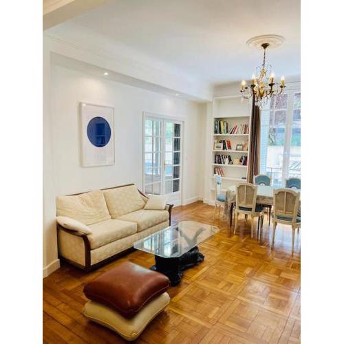 Center Paris gorgeous apartment, near Eiffel Tower