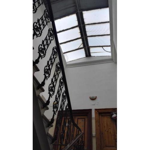 Center Room
