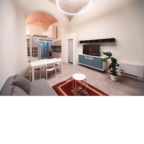 [Center-Town] Elegant Loft