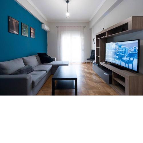 Central apartment 3' to Metaksourgio metro station