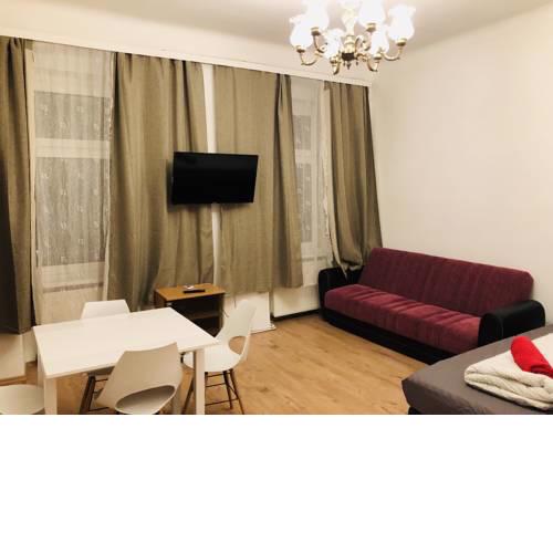 Central Apartment near subway station 2