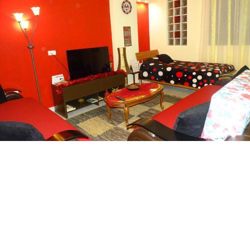 Central Apartments Shoshi