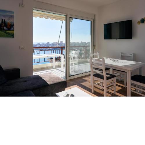 Central Beach Apartment