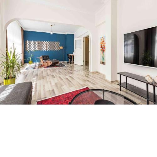 Central, bright apartment Besiktas