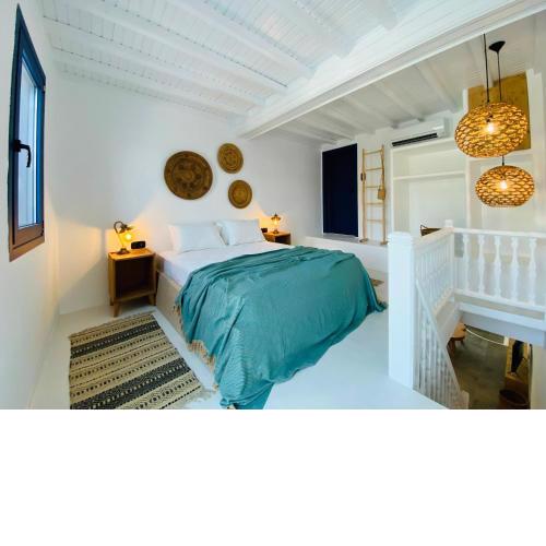 Central, by Mykonos & More