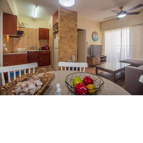 Central, by sea, seaview, renovated 1 bedroom flat