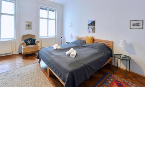 Central & Charming Viennese Flat