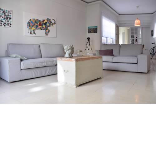 Central Cozy Flat