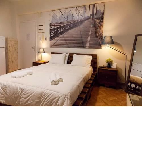 Central Cozy Studio, Athens City Link