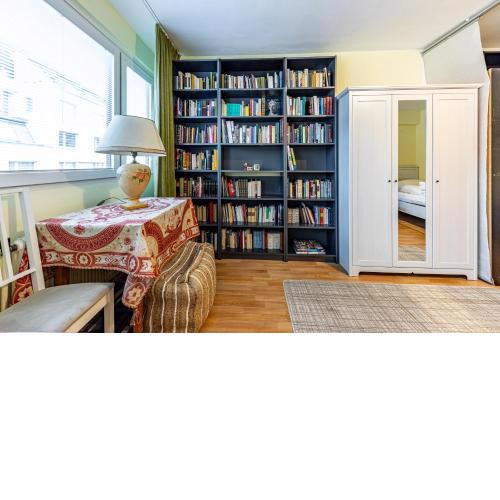 CENTRAL & EASY by JR City Apartments